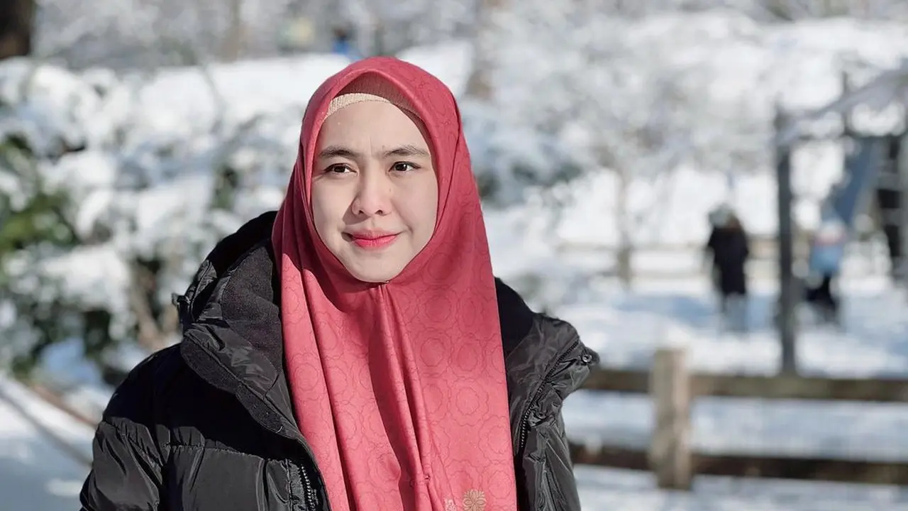 Oki Setiana Dewi.