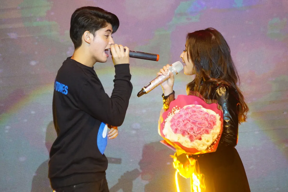 [Bintang] Aliando - Prilly Latuconsina