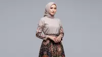 9 Model Atasan Batik Bawahan Rok yang Kekinian, Referensi Penampilan di 2026
