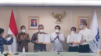 Pertamina Rosneft menggandeng PT Kereta Api Indonesia (KAI) merevitalisasi jalur kereta zaman Belanda. (Dok Pertamina Rosneft)