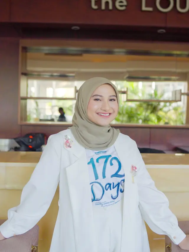 Nadzira Shafa membuat lagu untuk mendiang suaminya, Ameer Azzikra, sebagai kenangan akan kisah cinta mereka.
