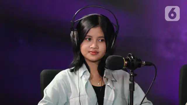Blak-Blakan Ala Mayang dan Chika