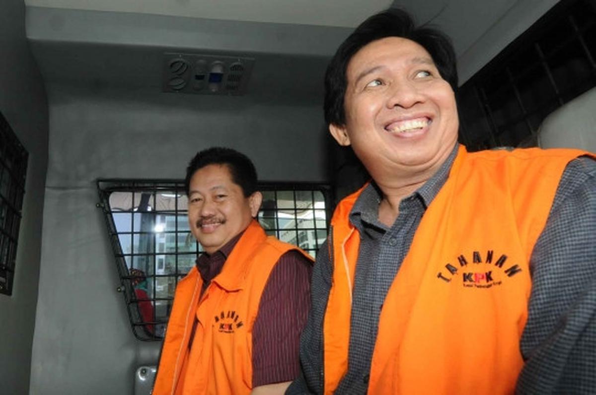 Berkas perkara P21, dua tersangka suap Musi Banyuasin umbar senyum