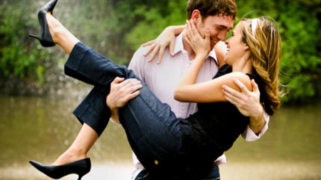 5 Cara Aneh Cinta Pengaruhi Tubuh