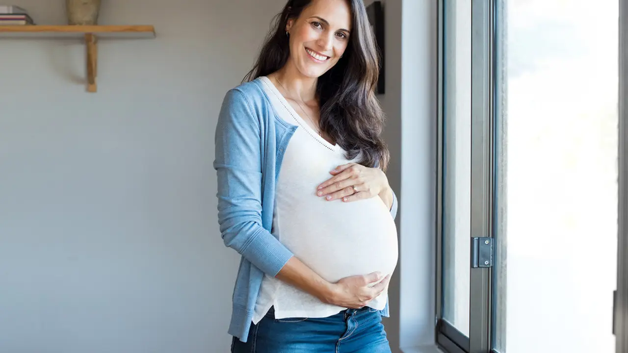Hamil pada Usia 40-an Berisiko Serangan Jantung? (Rido/Shutterstock)