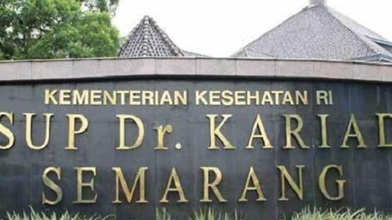 Belasan tempat tidur yang disiapkan bagi siapa saja yang alami stres berat hingga fase depresi.