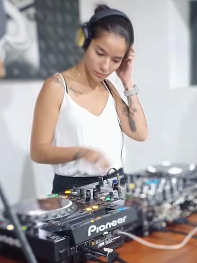 [Bintang] Sheila Marcia