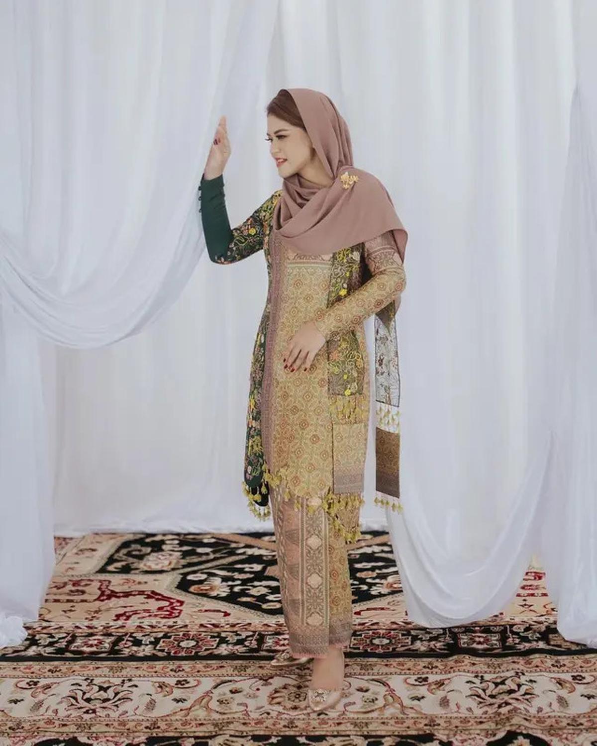 Inspirasi Baju Kurung dan Kebaya Pesona Tradisional, Busana Elegan dengan Sentuhan Modern