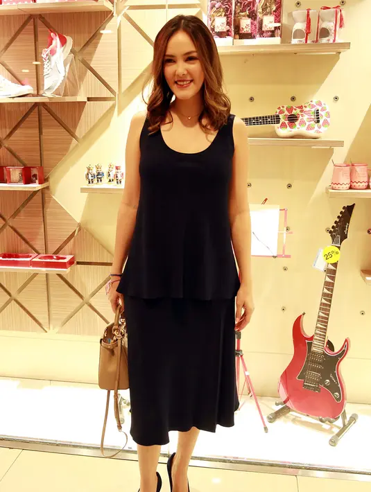 Ibu dua anak dari pernikahannya dengan Eka ini berharap bisa kembali rujuk, dan bisa mengurus kedua anaknya, Jacob Gabriel Kusuma dan Carla Kusuma bersama-sama. (Deki Prayoga/Bintang.com)