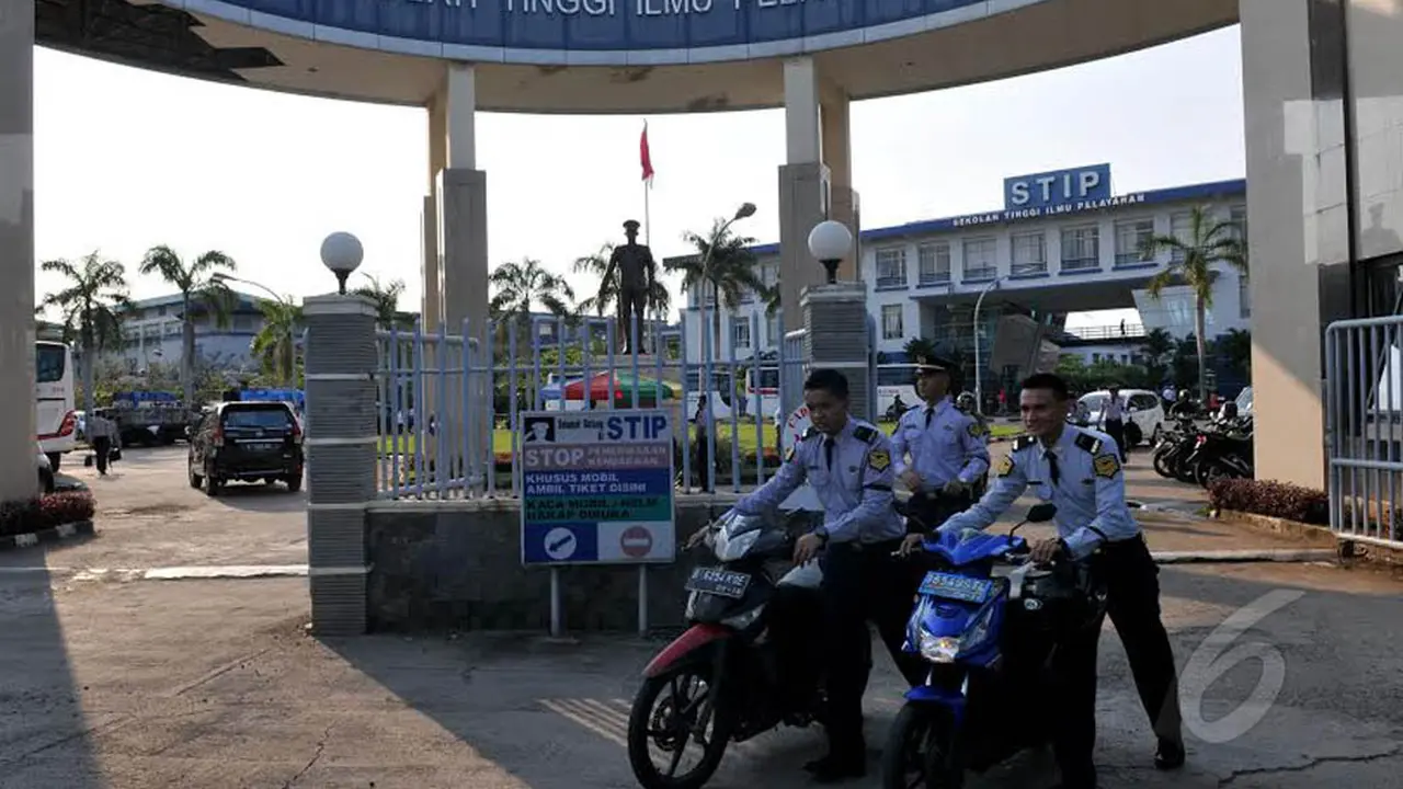 Aksi Pita Hitam Taruna STIP Untuk Dimas Dikita Handoko