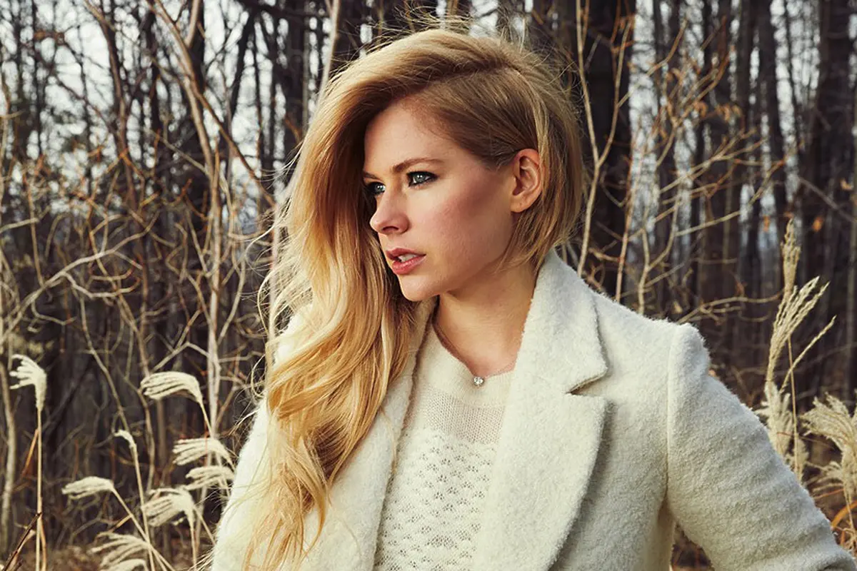 [Bintang] Avril Lavigne