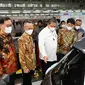 Menteri Koordinator Bidang Perekonomian Airlangga Hartarto saat menyampaikan sambutan dalam kunjungan kerja ke PT Hyundai Motor Manufacturing Indonesia (HMMI) di Cikarang, Selasa (27/12/2022).