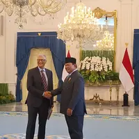 Presiden RI Prabowo Subianto menerima kunjungan tokoh filantropi dunia sekaligus pendiri Gates Foundation, Bill Gates, di Istana Merdeka, Jakarta, Rabu (7/5/2025). (Lizsa Egeham).