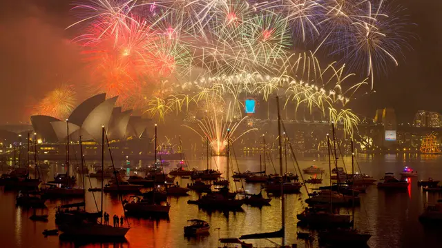 Pesta Kembang Api di Sydney (1)