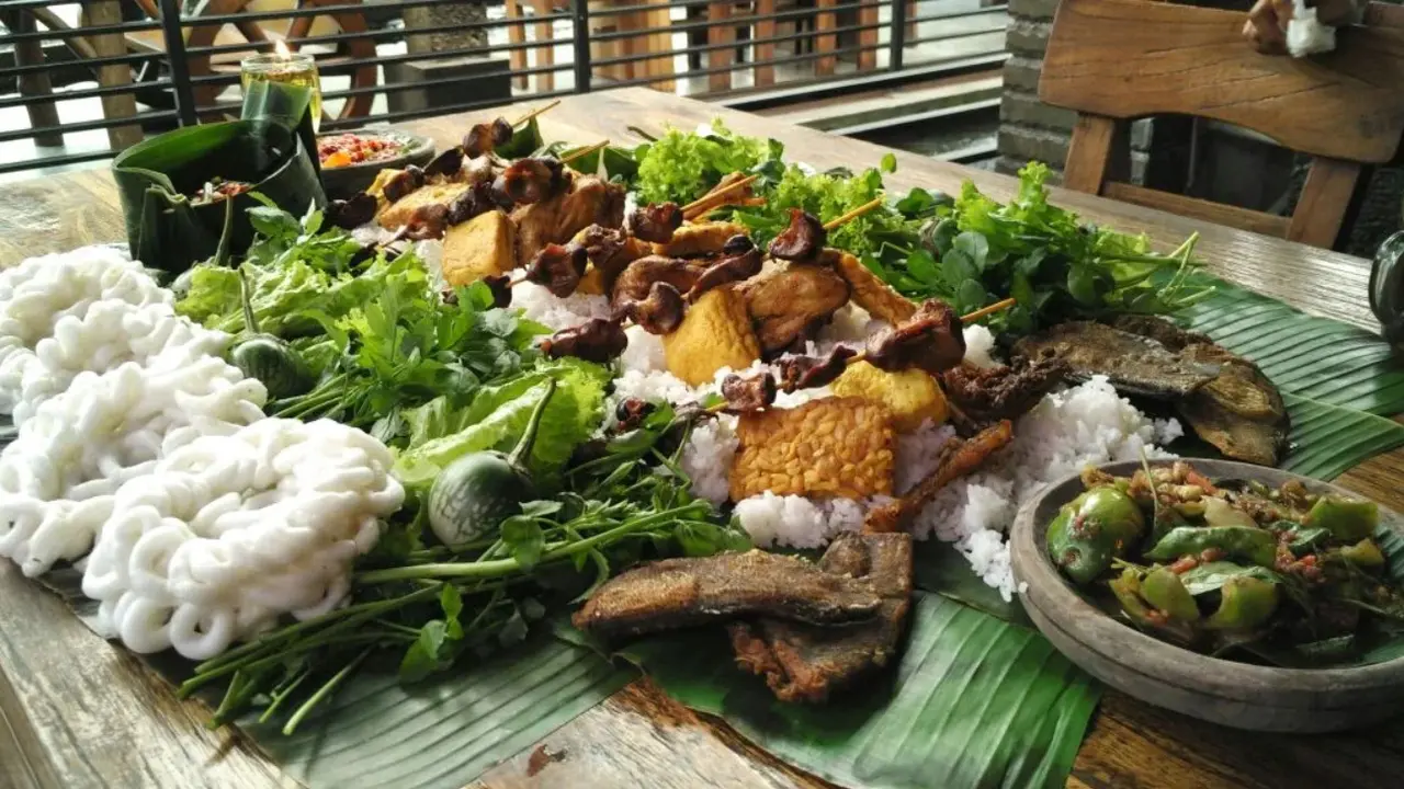 Rumah makan khas Sunda (Foto: Google Maps)