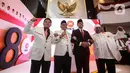 Bakal calon presiden 2024-2029 yang diusung PKS, Anies Rasyid Baswedan (kedua kanan) berpose bersama Presiden PKS Ahmad Syaikhu (kedua kiri), Wakil Ketua Majelis Syura Mohammad Sohibul Iman dan Bendahara Umum Mahfudz Abdurrahman (kiri) saat pembacaan hasil keputusan Musyawarah Majelis Syuro VIII PKS di Jakarta, Kamis (23/2/2023). PKS secara resmi mendukung Anies Baswedan sebagai bakal calon presiden tahun 2024-2029. (Liputan6.com/Johan Tallo)