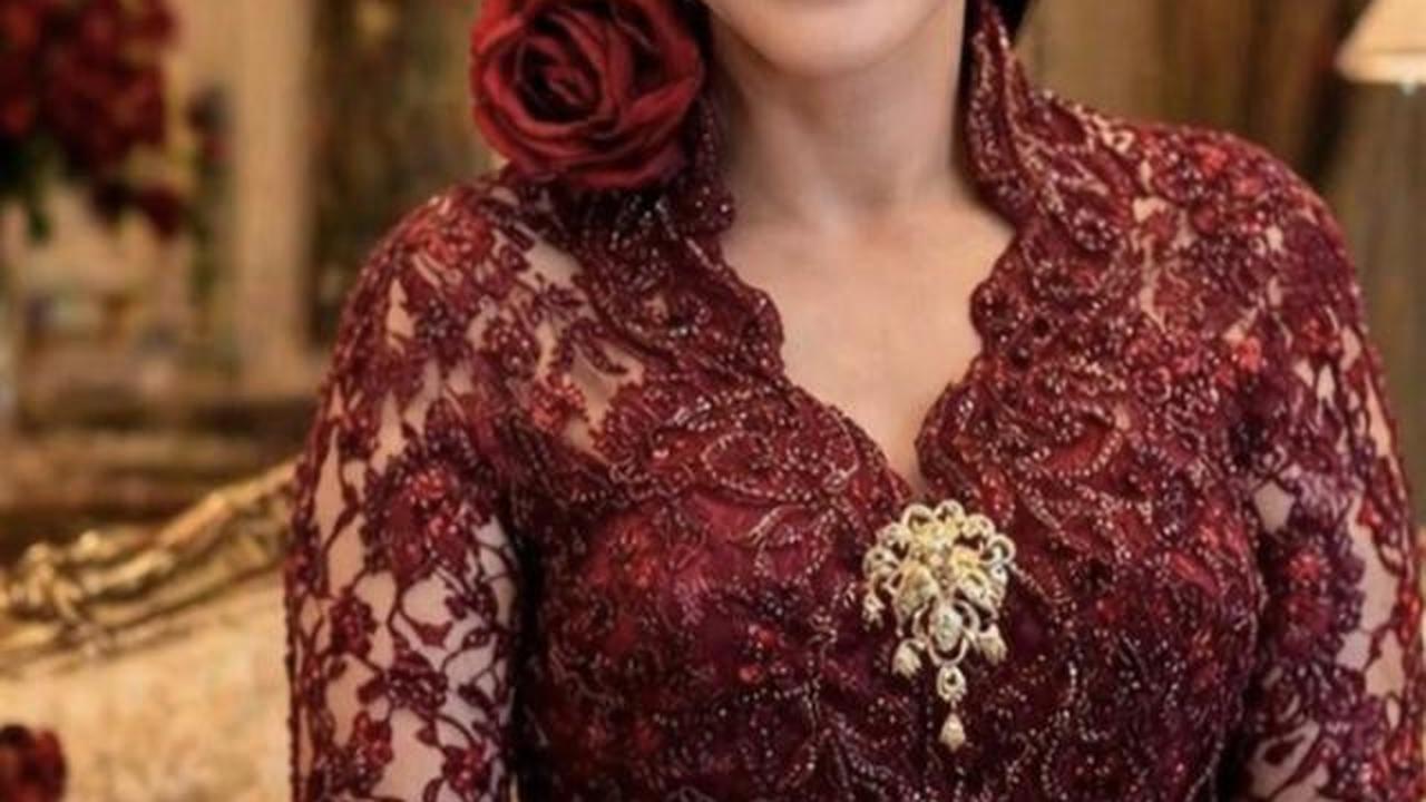 Potret Detail Kebaya Merah Maia Estianty Saat Hari Kartini/Instagram/@maiaestiantyreal