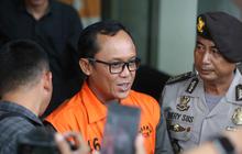Bupati Lampung Tengah Ardito Wijaya Goda Wartawati di KPK: Kamu Cantik Hari Ini