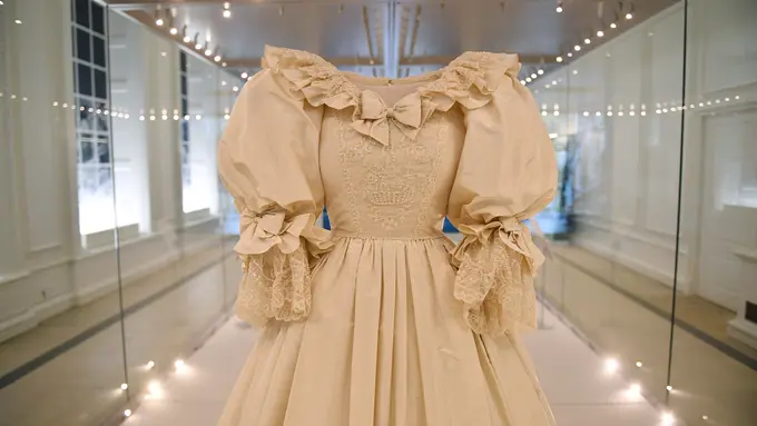 Pameran Gaun Pengantin Putri Diana di Istana Kensington