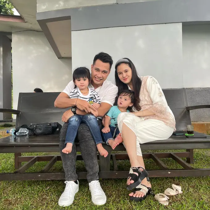 [Fimela] Eza Gionino dan Meiza Aulia