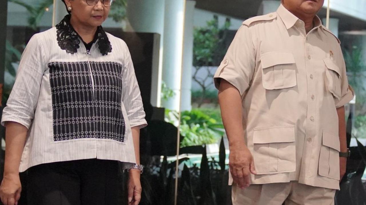 Menlu dan Menhan Prabowo Bahas Kesiapan Pengiriman Bantuan Kemanusiaan ke Palestina