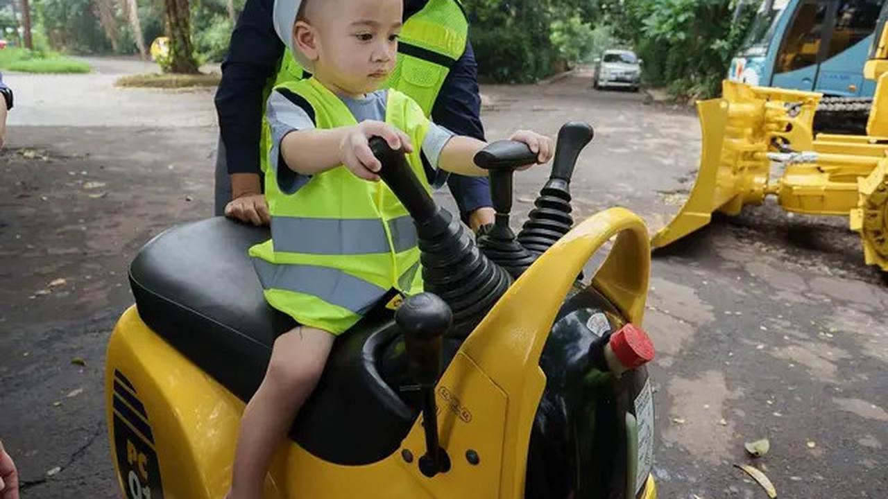 Seolah Sudah Ahli