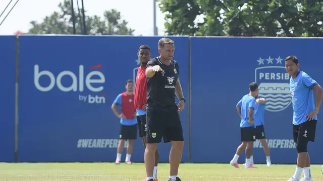 ACL 2 2026: Pelatih Persib, Igor Tolic Akui Buta Kekuatan Manila Digger