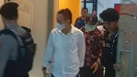 Bupati Cilacap Beri Jatah THR Rp20-100 Juta buat Forkopimda, Disimpan Dalam 6 Goodie Bag