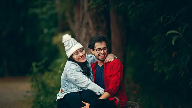 7. Kamu Tidak Ragu Membicarakan Masa Depan