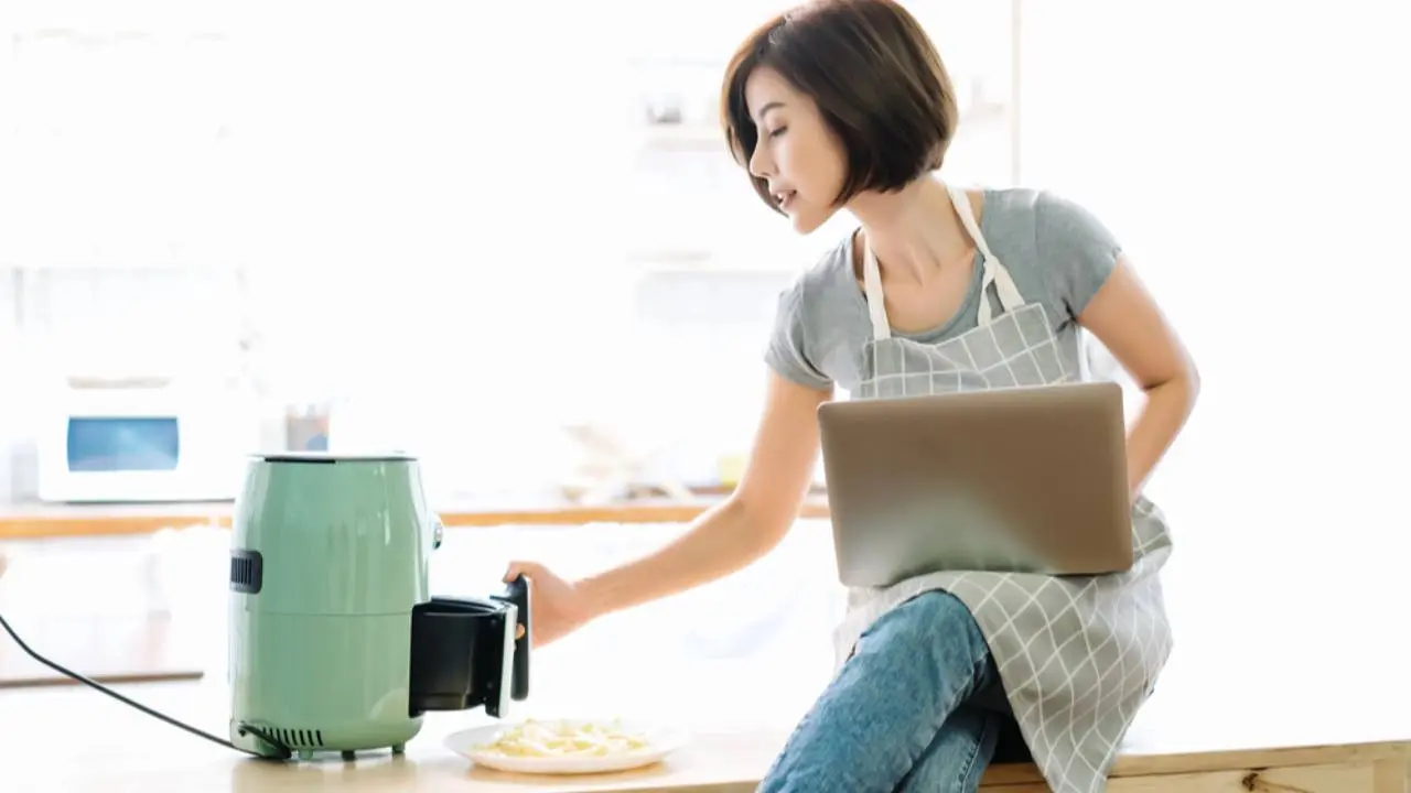 Mau Makanan Renyah Tanpa Banyak Minyak? Lirik Air Fryer yang Bagus dengan Harga Terjangkau