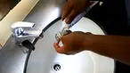 Berikut ini ada cara membersihkan Jam tangan dalam hitungan detik.