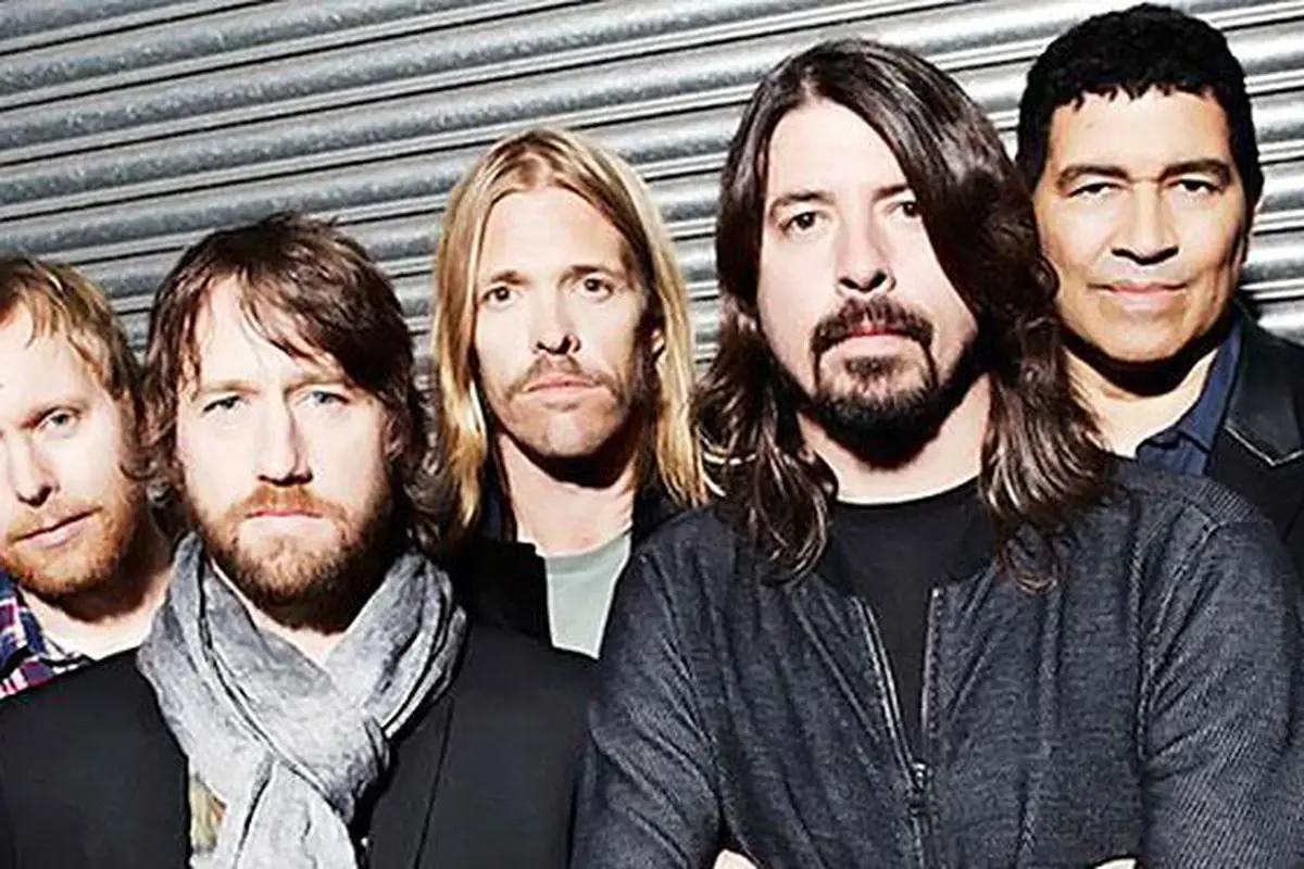 Foo Fighters Bakal Manggung dari Dana Kampanye