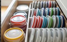 10 Cara Menata Tutup Wadah Makanan agar Tidak Hilang, Bikin Dapur Lebih Terorganisir