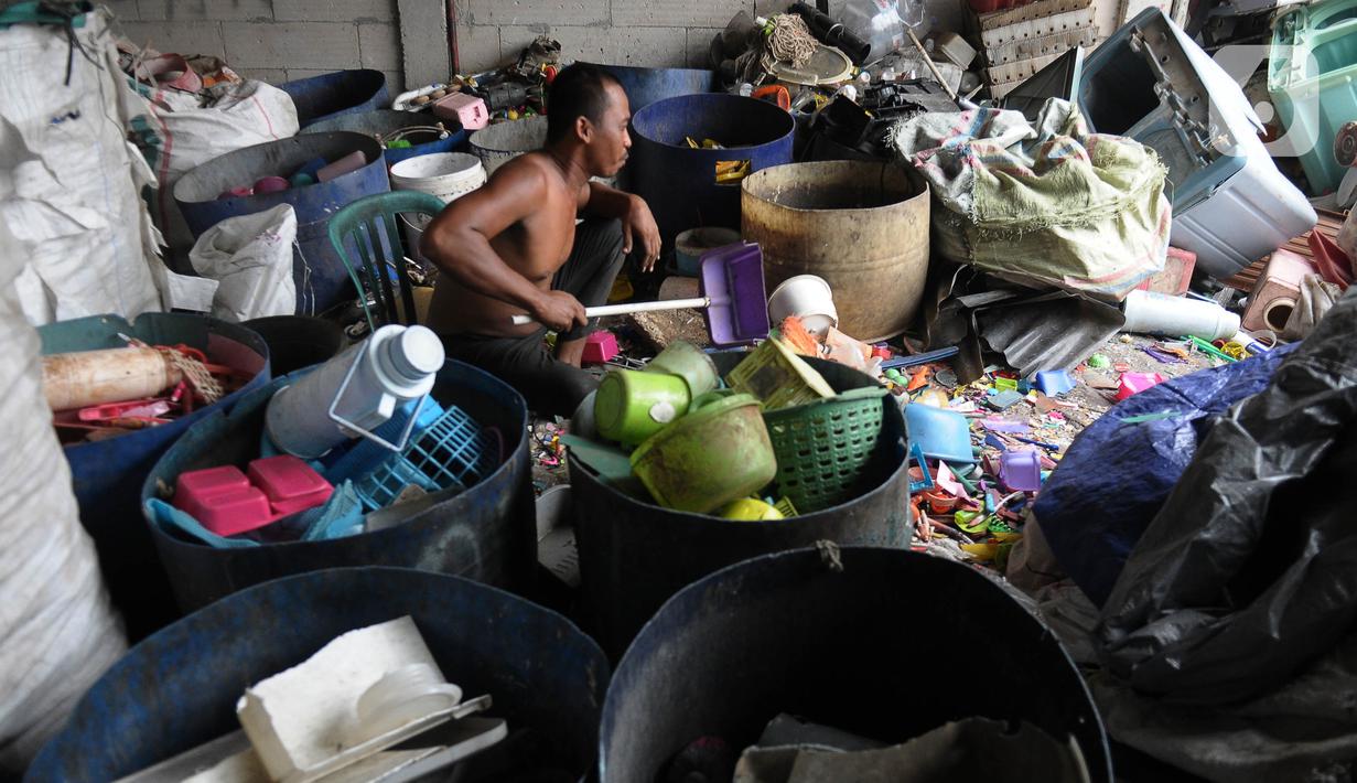 Industri cacah plastik milik Bapak Tubi ini sudah sejak dari tahun 2010 hingga sekarang. (merdeka.com/Imam Buhori)