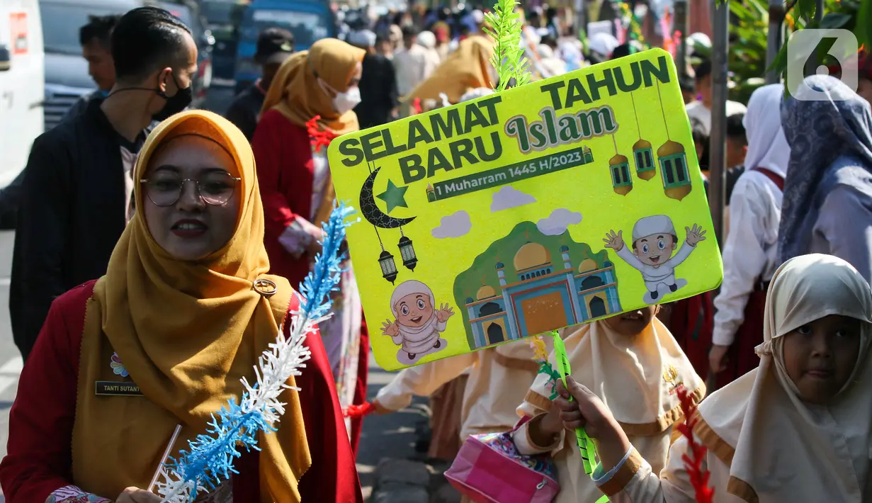 Bulan Dzulhijah akan segera berakhir. Ini tandanya sebentar lagi akan masuk Muharram sebagai bulan pertama dalam penanggalan tahun baru di kalender Islam (Hijriah). (Liputan6.com/Herman Zakharia)