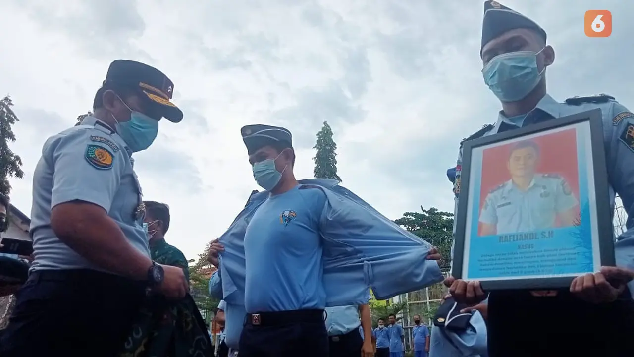 prosesi pemecatan 5 pegawai Kemenkumham Sulteng