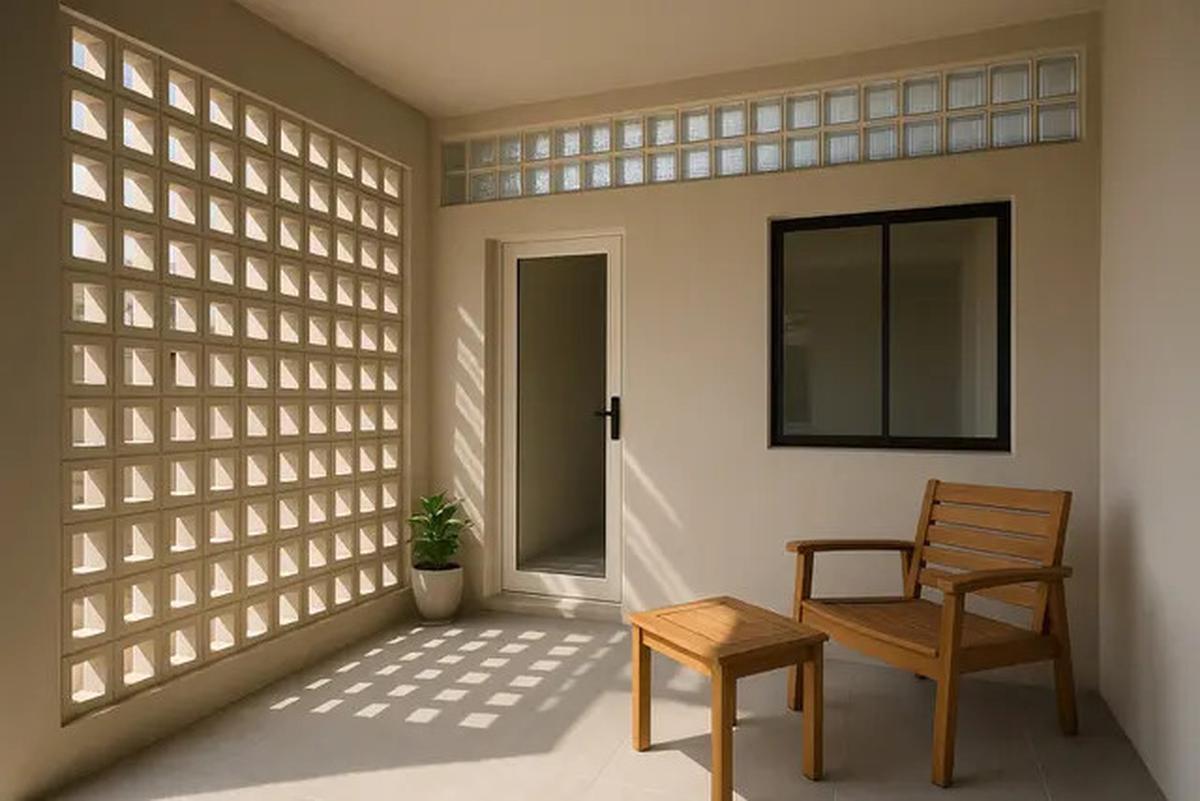 7 Model Rumah Minimalis Kombinasi Roster dan Glass Block, Hunian Cantik yang Hemat Energi