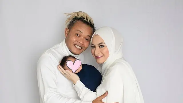 6 Potret Nathalie Holscher dan Sule dari Sebelum Nikah hingga Gugat Cerai