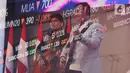 Vokalis Padi Reborn, Fadly dan Gitaris Ari saat memeriahkan penutupan perdagangan bursa efek Indonesia tahun 2019 di BEI, Jakarta, Senin (30/12/2019). Padi Reborn menghibur para tamu undangan dalam penutupan perdagangan tersebut. (Liputan6.com/Angga Yuniar)