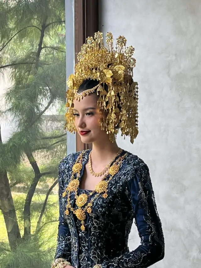 Sarah Menzel Baju Pengantin