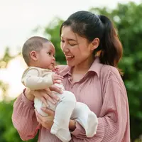 7 Zodiak yang Auranya Makin Bersinar setelah Menjadi Ibu./Copyright depositphotos.com/geargodz