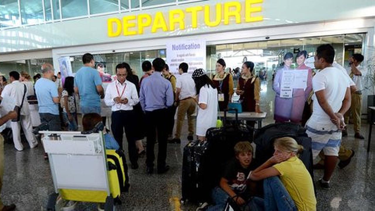 Abu vulkanik Barujari mengarah ke barat, Ngurah Rai ditutup lagi