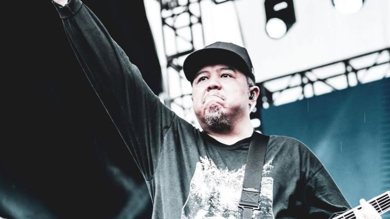 Jenazah Ricky Siahaan Gitaris Seringai Tiba di Indonesia, Disambut Haru Keluarga & Rekan Musisi