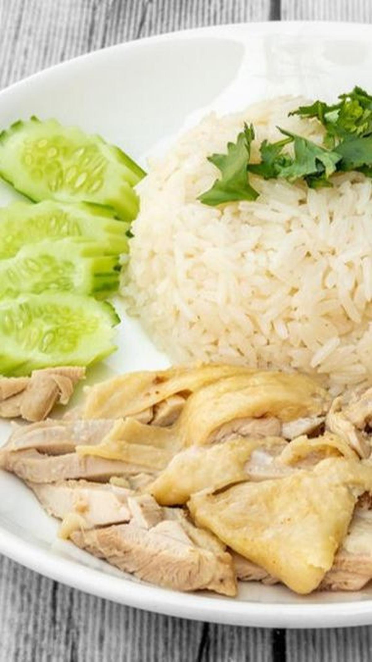 4. Resep Nasi Hainan Gurih