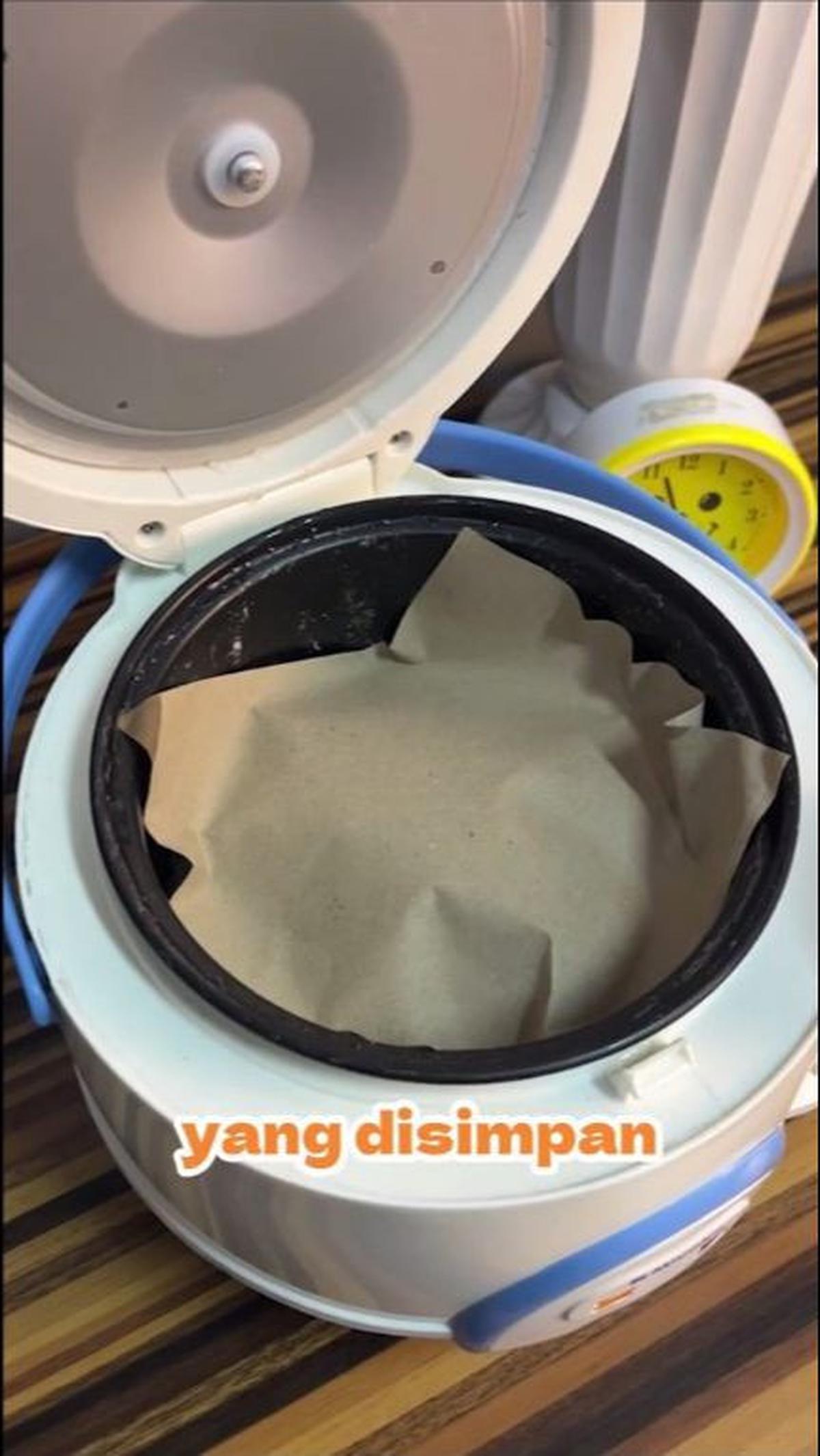 Tutup dengan Kertas