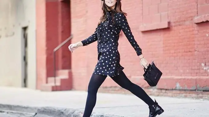 Memakai Stocking Bergaya Super Stylish dengan 5 Trik Ini