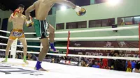 Tarung Muaythai Antar Camp Merambah Mall