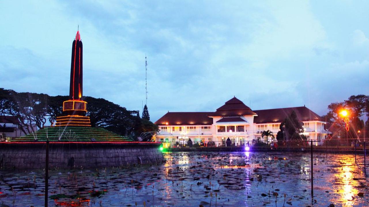 1. Malang: Udara Segar dan Keindahan Alam-