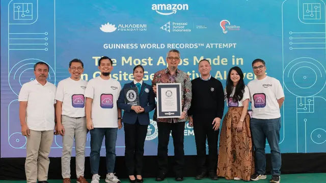 2.600 siswa dan guru di Jawa Barat bersama Amazon berhasil memecahkan Guinness World Records dalam menciptakan lebih dari 10.821 aplikasi Gen AI. Credit: Amazon