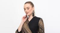 Baju Kombinasi Batik Wanita Modern 2025 (Foto: mybest)